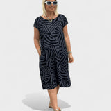 Greta - Rochie cu decolteu rotund și model frumos