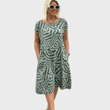Greta - Rochie cu decolteu rotund și model frumos
