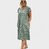 Greta - Rochie cu decolteu rotund și model frumos