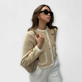 Sacou clasic cu buzunare decorative