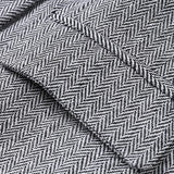 Costumul de pantaloni Evena pentru încredere și eleganță