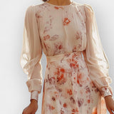 Rochie Romantică cu Plisuri