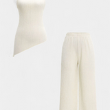 Compleu Pilarica Plisat cu Top Asimetric și Pantaloni Fluturând