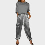 Irena™ - Compleu din satin cu bluză lejeră și pantaloni cargo